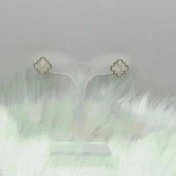 Chloe Clover Stud Earrings 18k Gold Plated Earrings in White - Picture 4 of 5